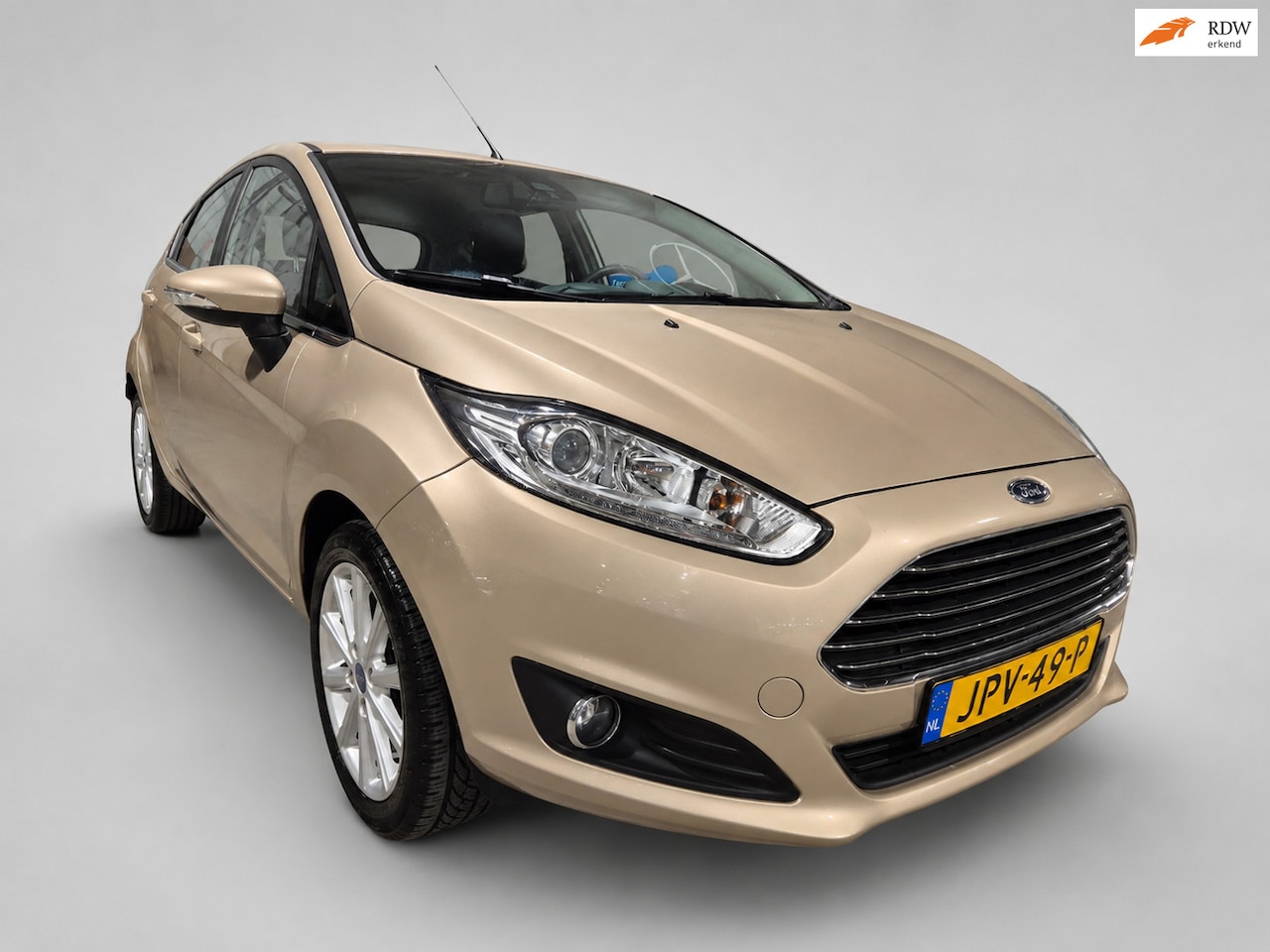 Ford Fiesta - 1.0 Titanium - 5 drs - Climate Control - Bluetooth - PDC - Rijklaar - AutoWereld.nl