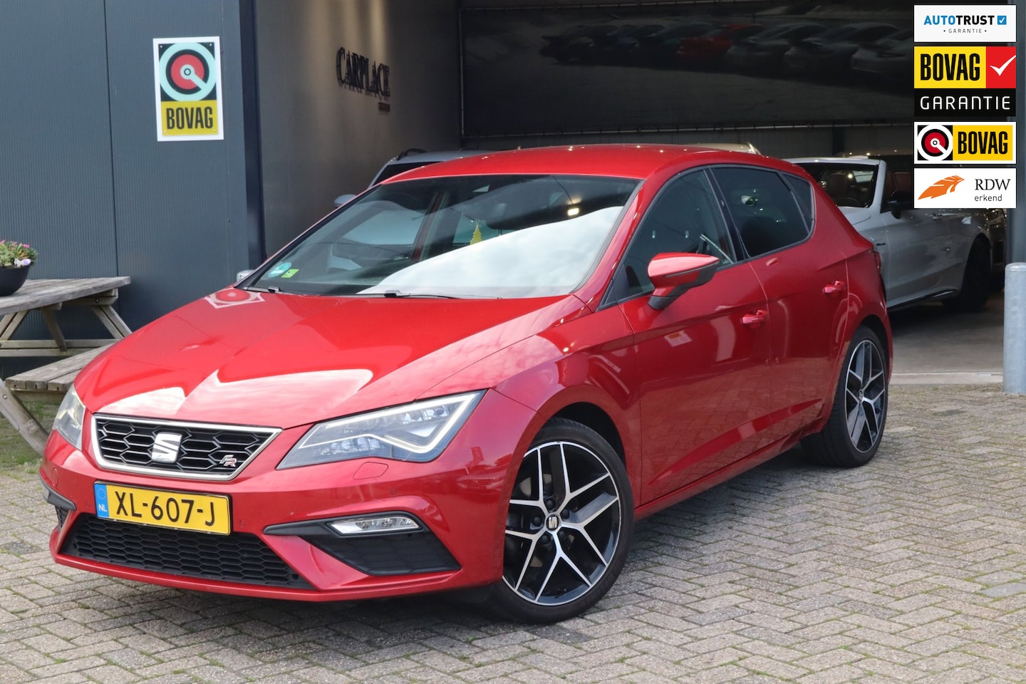 SEAT Leon - 1.5 TSI FR Business Intense-Automaat - AutoWereld.nl