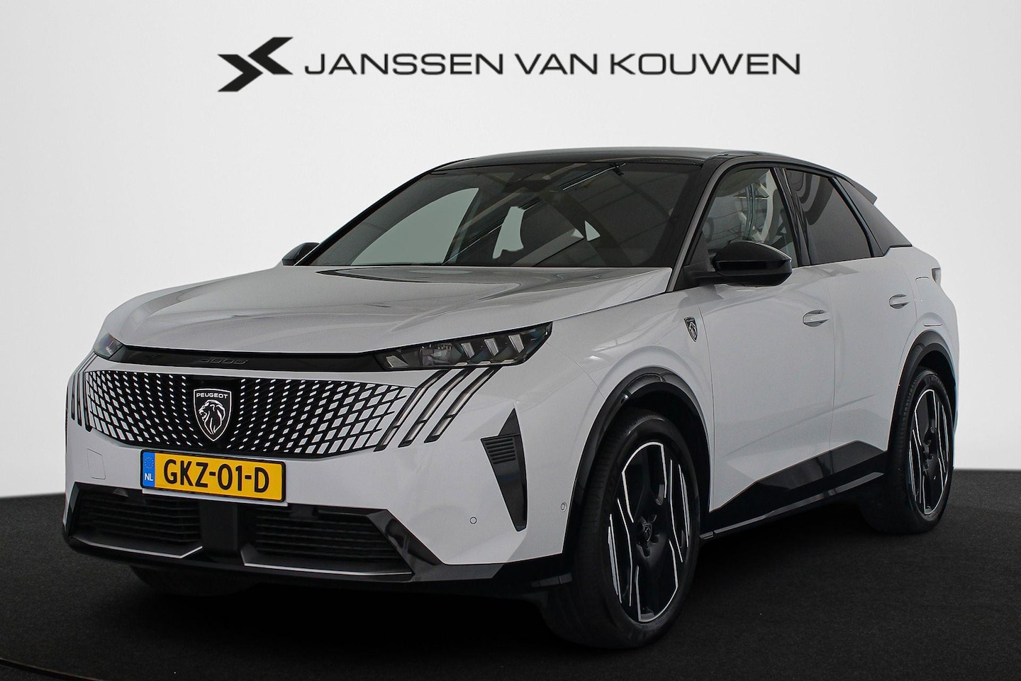 Peugeot e-3008 - GT Avantage 210 73 kWh Stuur-Stoelverwarming FOCAL 360-Camera 20" LMW - AutoWereld.nl