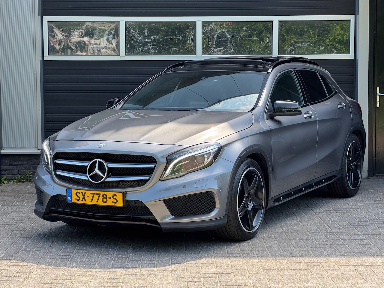 Mercedes-Benz GLA-Klasse - 200 d AMG Sport Pano, Led, Navi, Cruise - AutoWereld.nl