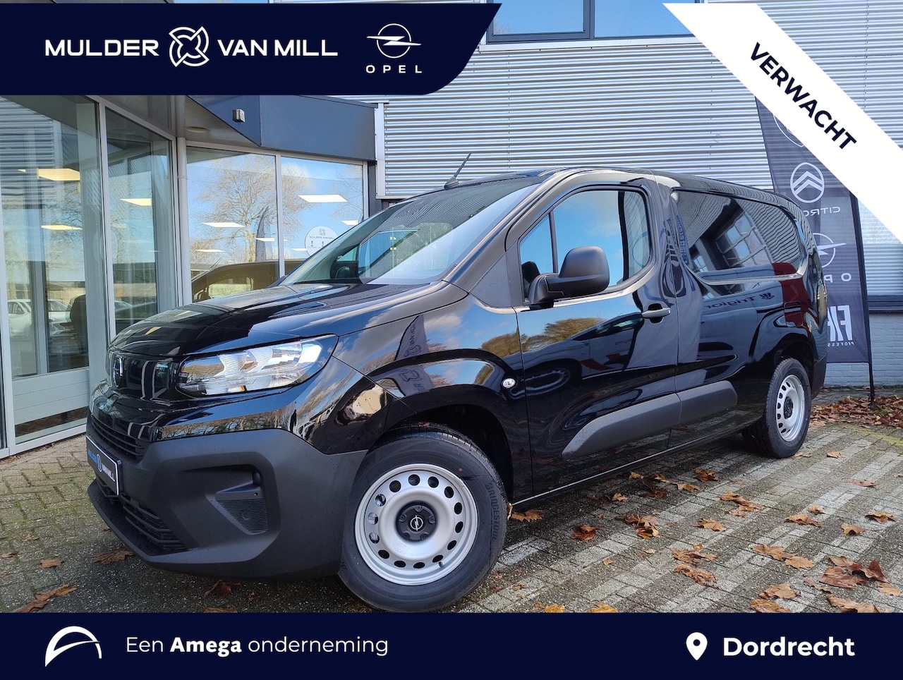 Opel Combo Electric - L2 50 kWh 136pk | 8 jaar garantie | 0% financial lease | 2-zits | Houten afwerking laadrui - AutoWereld.nl