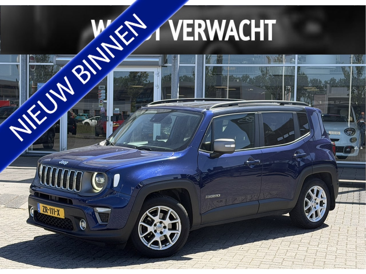 Jeep Renegade - 1.3T Limited | Camera | Trekhaak | Wordt verwacht, bel voor een afspraak! - AutoWereld.nl