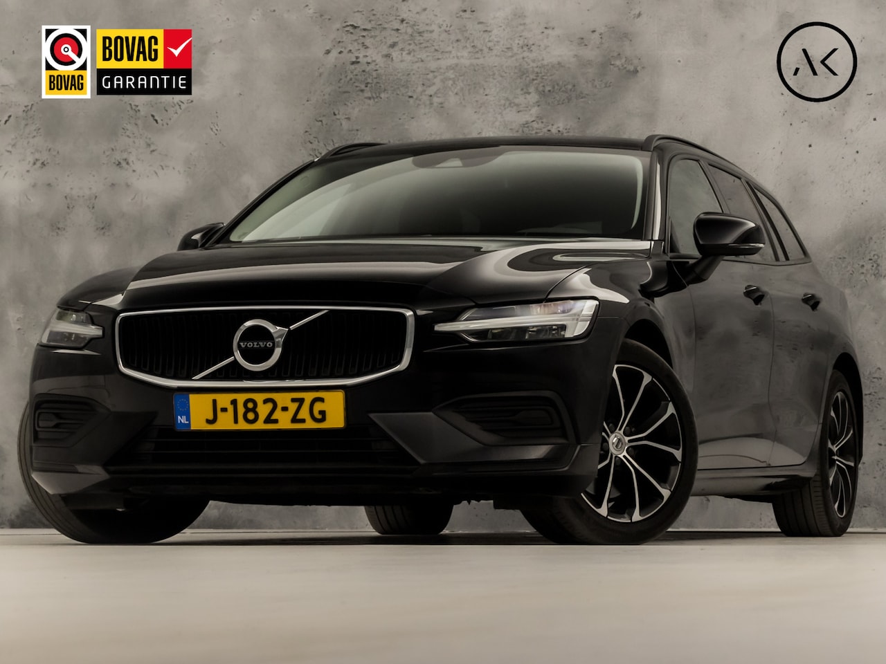 Volvo V60 - 2.0 B3 Sport 177Pk Automaat (APPLE CARPLAY, GROOT NAVI, PARKEERSENSOREN, GETINT GLAS, SPOR - AutoWereld.nl