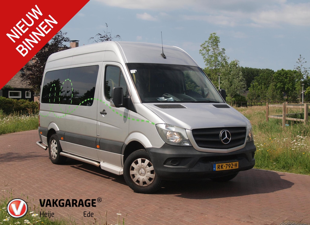 Mercedes-Benz Sprinter - 314 2.2 CDI 366 HD | Personenbus met rolstoellift | Camera | Airco | Bluetooth | NL-Auto | - AutoWereld.nl