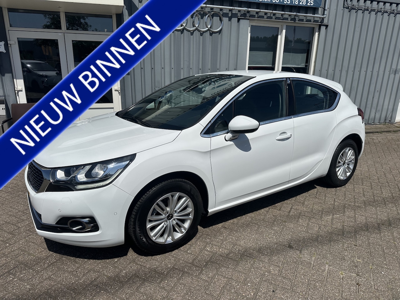DS 4 - 1.2 PureTech Chic 1.2 PureTech Chic - AutoWereld.nl