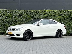 Mercedes-Benz C-klasse Coupé - 180 Edition 1 AMG PAKKET, FACELIFT, PANORAMADAK, H/K SOUND, CRUISE CONTROL, CLIMATE CONTRO
