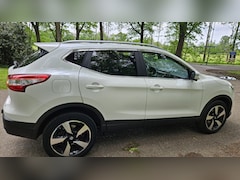 Nissan Qashqai - 1.2 N-Connecta