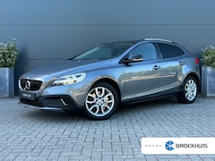 Volvo V40 Cross Country - 1.5 T3 Polar+ Luxury | Panoramadak | Harman/Kardon | Camera | Keyless |