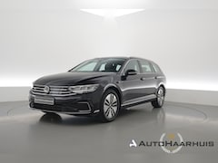 Volkswagen Passat - 1.4 TSI PHEV GTE Business | Adapt. Cruise | Camera | Memory Seat | Stoel-Stuurverw. | Lede