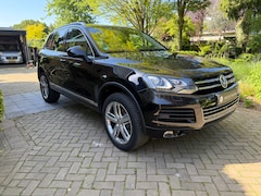 Volkswagen Touareg - 3.0 TDI Highline Keyless, DAB+, AppleCarplay, luchtverting, panoramadak, elektrische trekhaak