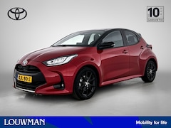 Toyota Yaris - 1.5 Hybrid Executive | Navigatie | Stoelverwarming | HUD | Leer |