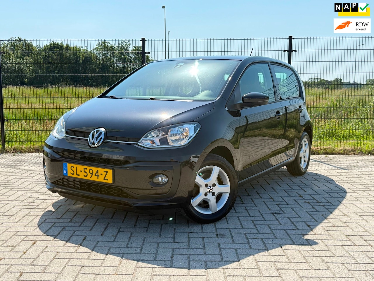 Volkswagen Up! - 1.0 BMT high up!| Airco | PDC | 14' LMV| Start/Stop | - AutoWereld.nl