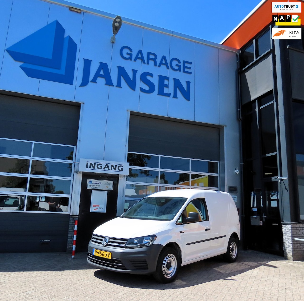 Volkswagen Caddy - 2.0 TDI L1H1 BMT Trendline Cruise Control,Navi,Airco 75KW/105PK - AutoWereld.nl