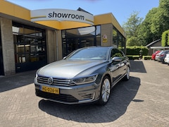 Volkswagen Passat - 1.4 TSI GTE Highline Climate Control Navi Schuifdak