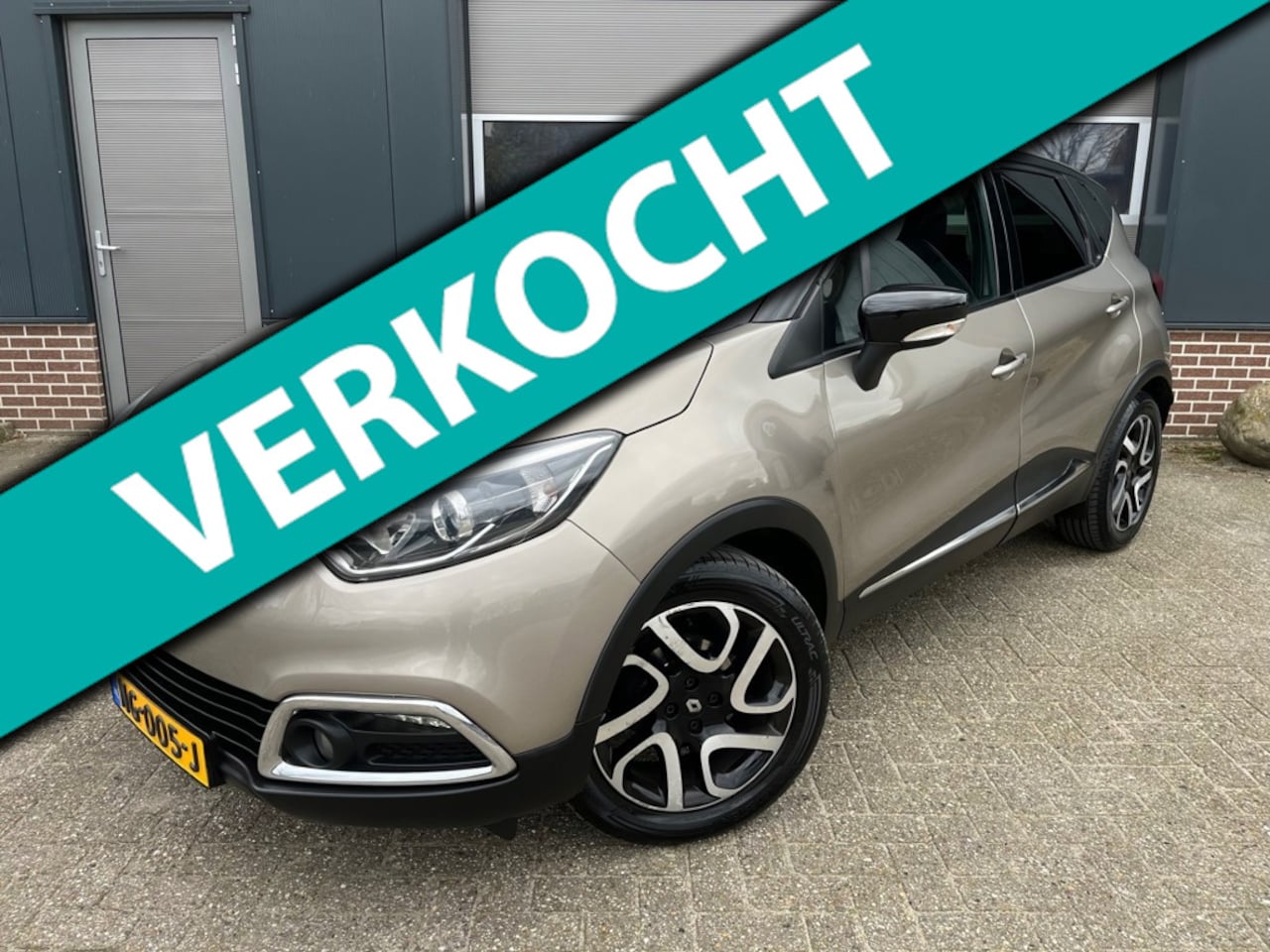 Renault Captur - 0.9 TCe Dynamique-Tekhaak-Keyless-Navi-Clima! - AutoWereld.nl