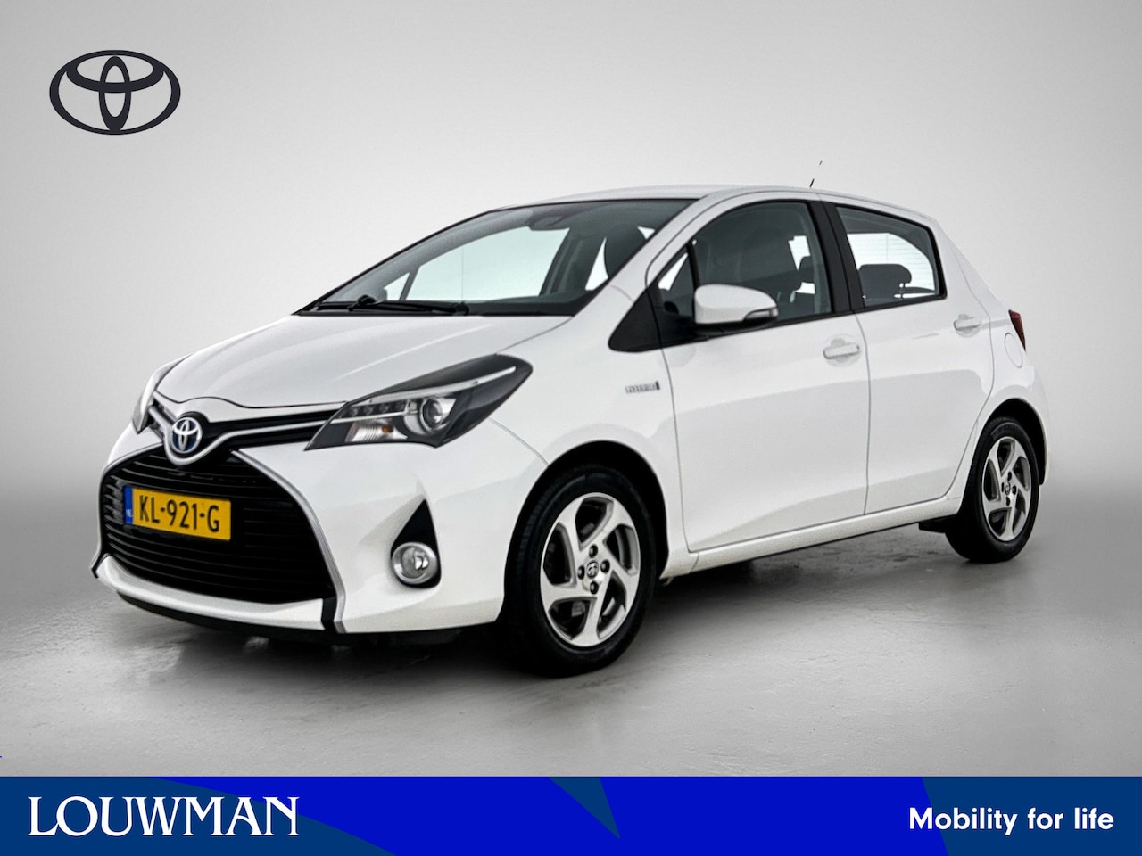 Toyota Yaris - 1.5 Hybrid Trend | Navigatie | Climate Control | Cruise Control | - AutoWereld.nl