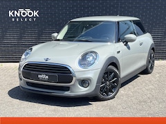 MINI Cooper - Hatchback 3 deurs / Airconditioning / Elektrisch Pakket / DAB / 16 Inch / Chrome Line