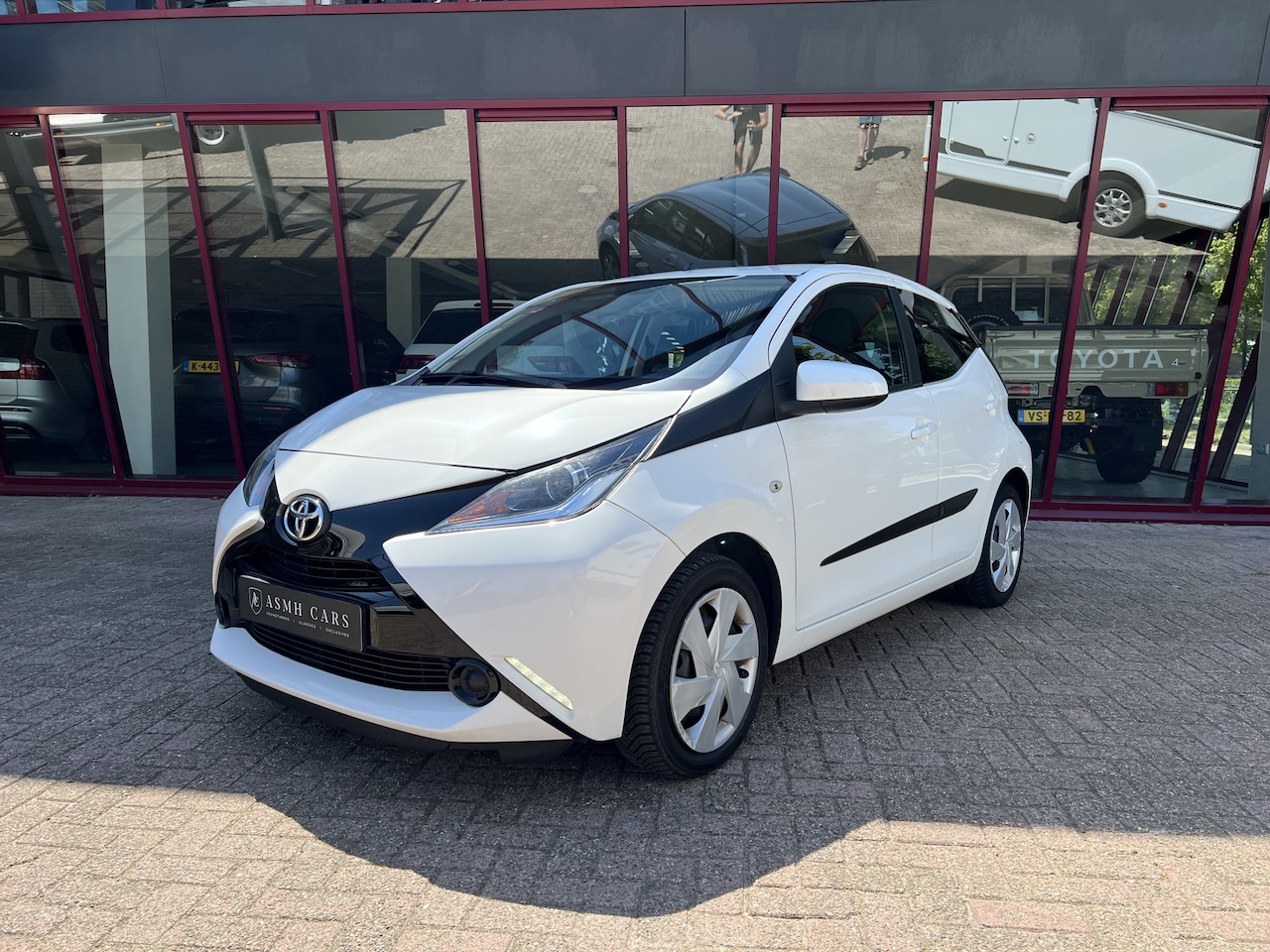 Toyota Aygo - 1.0 VVT-i x-play | 2e eigenaar | Elektrische ramen | Start/Stop | - AutoWereld.nl