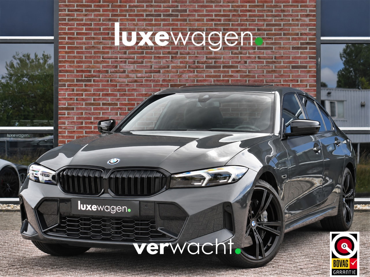 BMW 3-serie - 320i M-Sport LCI-2 Pano ACC 360 HUD El-klep - AutoWereld.nl