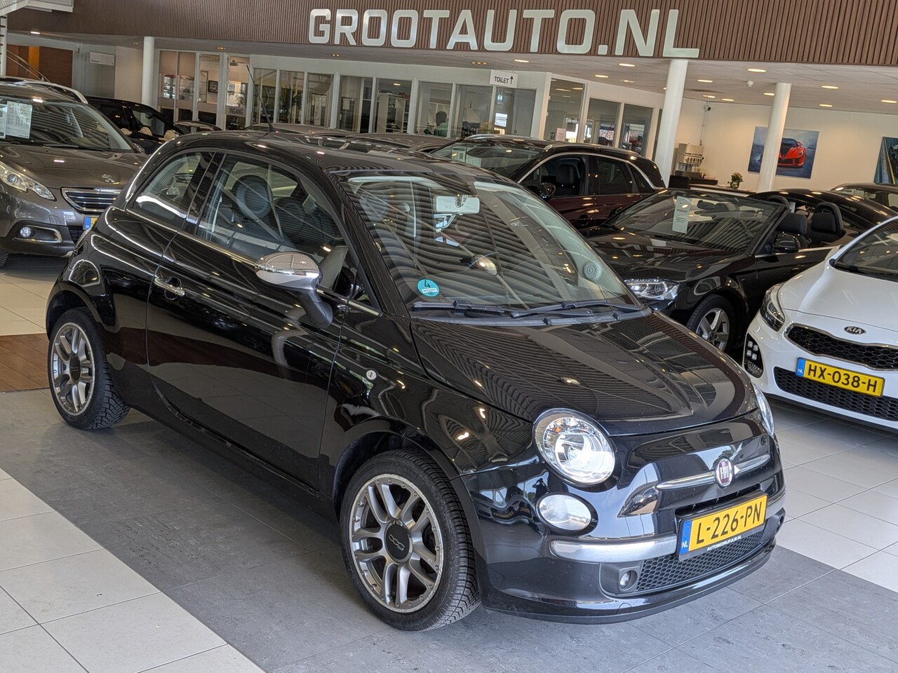 Fiat 500 - 1.2 Pop Panoramadak, Airco, Stuurbekrachtiging - AutoWereld.nl