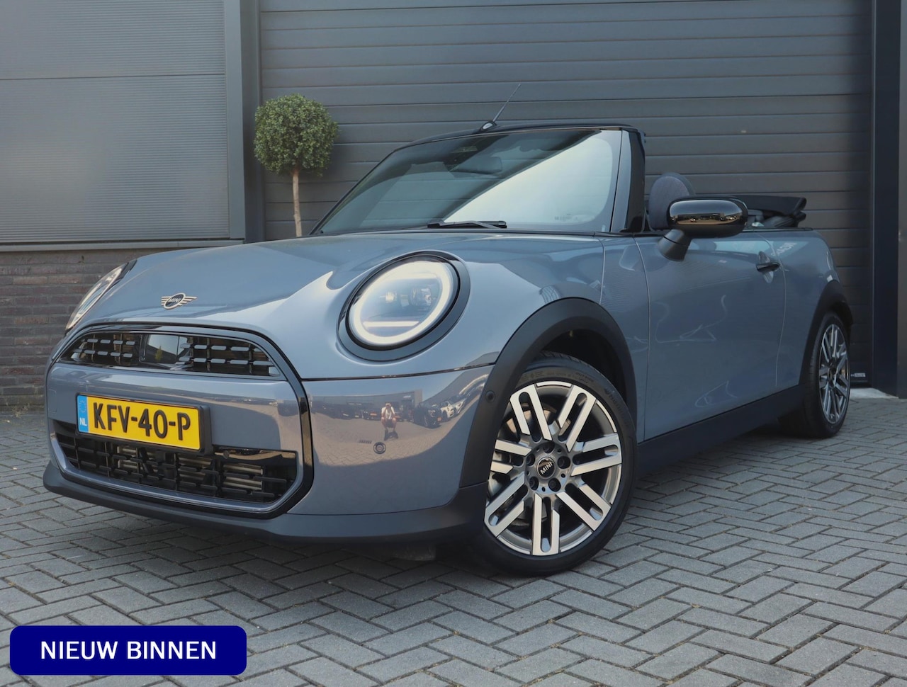 MINI Cabrio - 2.0 Cooper C Classic M | Camera | Carplay | HUD | 17 Inch - AutoWereld.nl