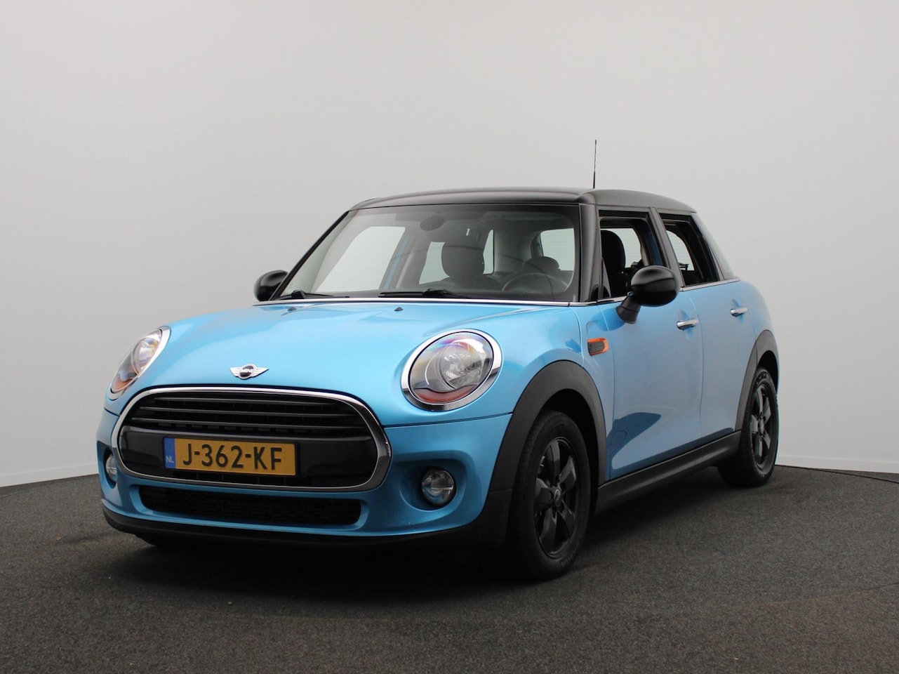 MINI Cooper - Mini 1.5 Salt Business Navigatie Cruise/control - AutoWereld.nl