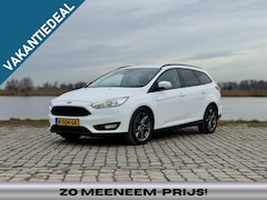 Ford Focus Wagon - 1.5 Titanium|17"LM|Stoel/Stuur Verwarming