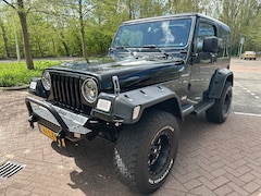 Jeep Wrangler - 4.0i Hardtop Sahara