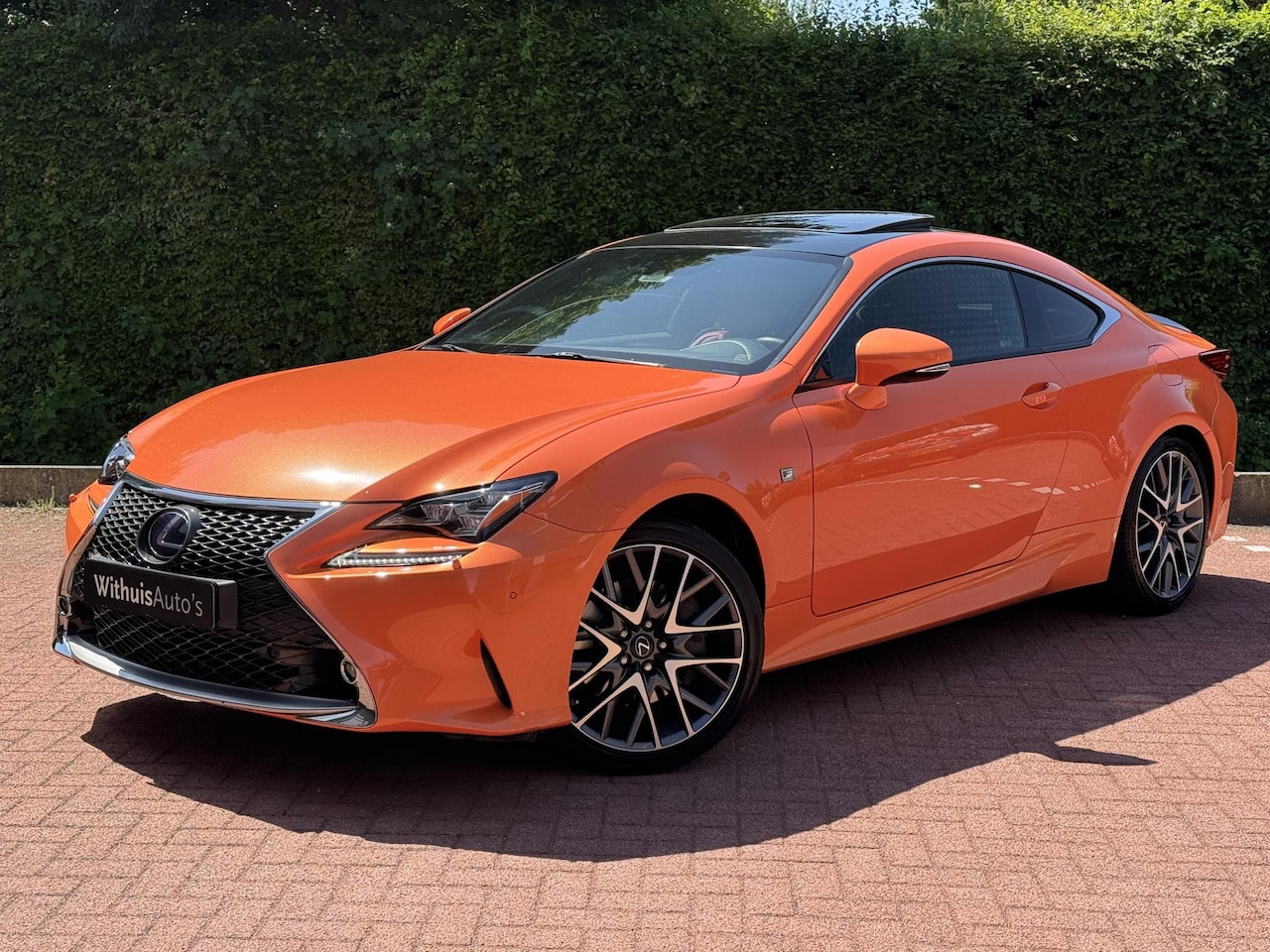 Lexus RC - 300h F-SPORT 1ste-Eigenaar NIEUWSTAAT MarkLevinson - AutoWereld.nl