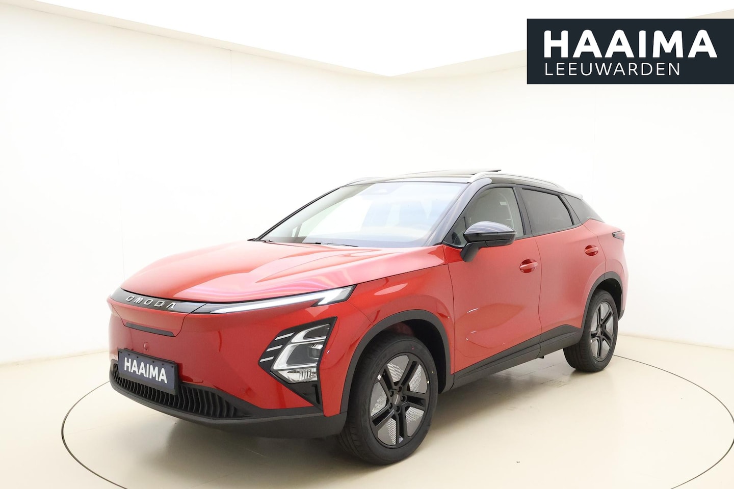 Omoda 5 - EV Premium 61 kWh | Camera's rondom | Schuif/kantel dak | LED verlichting | Lederen bekled - AutoWereld.nl
