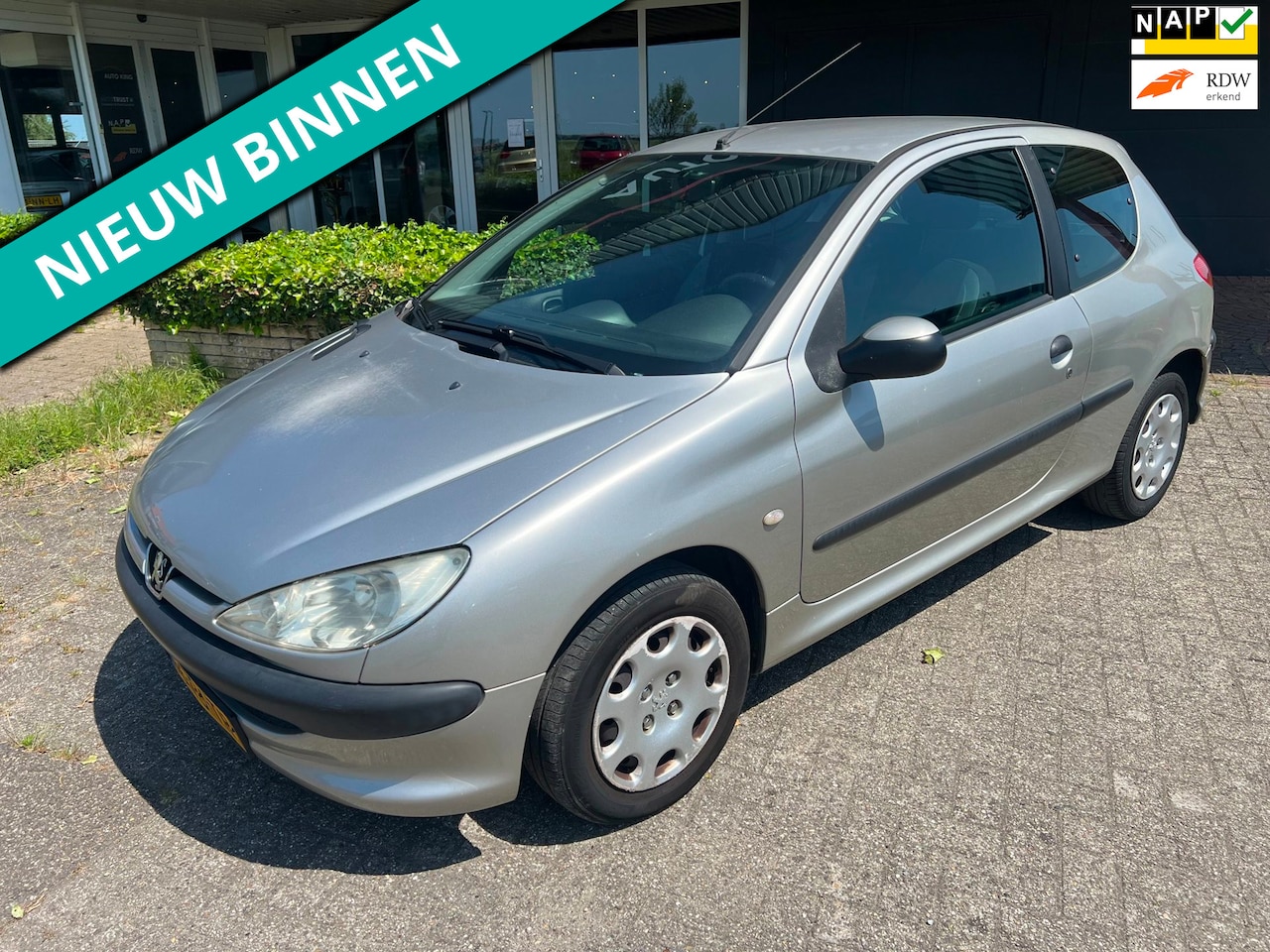 Peugeot 206 - 1.4 Pop' Art AIRCO IJSKOUD APK+NAP - AutoWereld.nl