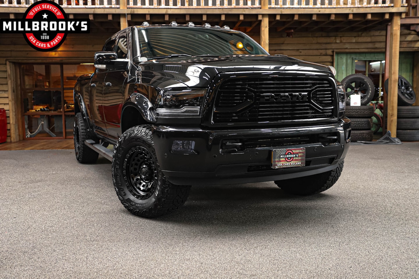 Dodge Ram 2500 - limited 6.7L Cummins Black Edition Uniek, Widebody, Marge, C Rijbewijs, Luchtvering, Deale - AutoWereld.nl