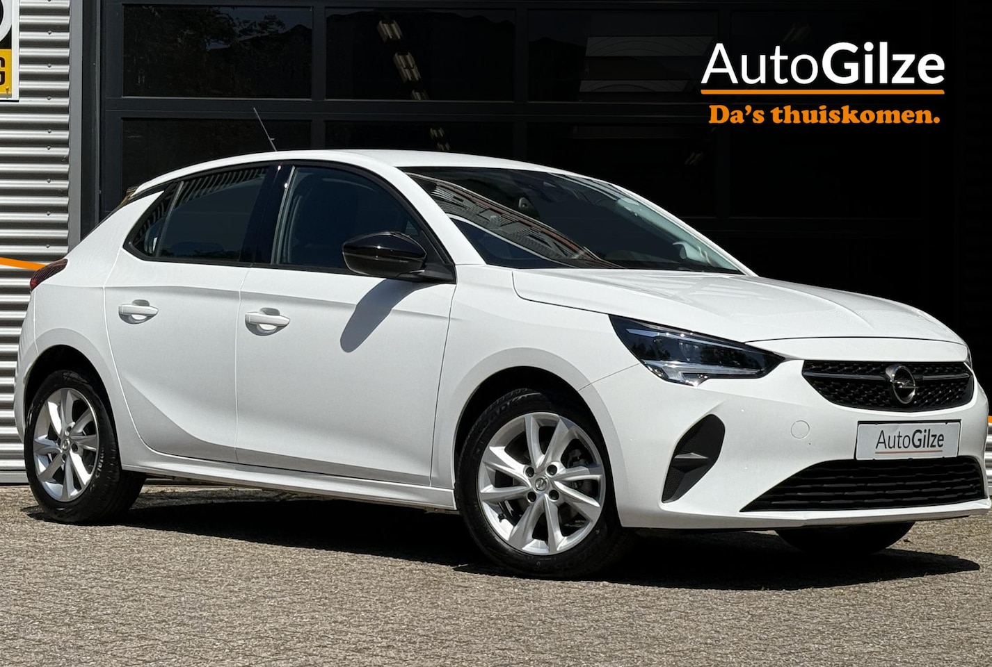 Opel Corsa - 1.2 Edition l Navigatie l Carplay l Cruise Control l Lichtmetaal - AutoWereld.nl