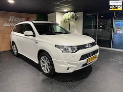 Mitsubishi Outlander - 2.0 PHEV Instyle DEALER OH - 1E EIGENAAR - SCHUIFDAK - TREKHAAK