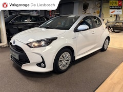 Toyota Yaris - 1.5 Hybrid Business Plus automaat/ stuur en stoel verwarming / navigatie /camera