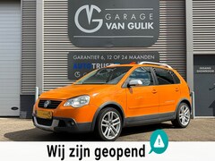 Volkswagen Polo - 1.4-16V Cross 80PK Trekhaak, Clima, ElektrRamen+Spiegels, Isofix, Radio/Cd-Speler, Dakrail
