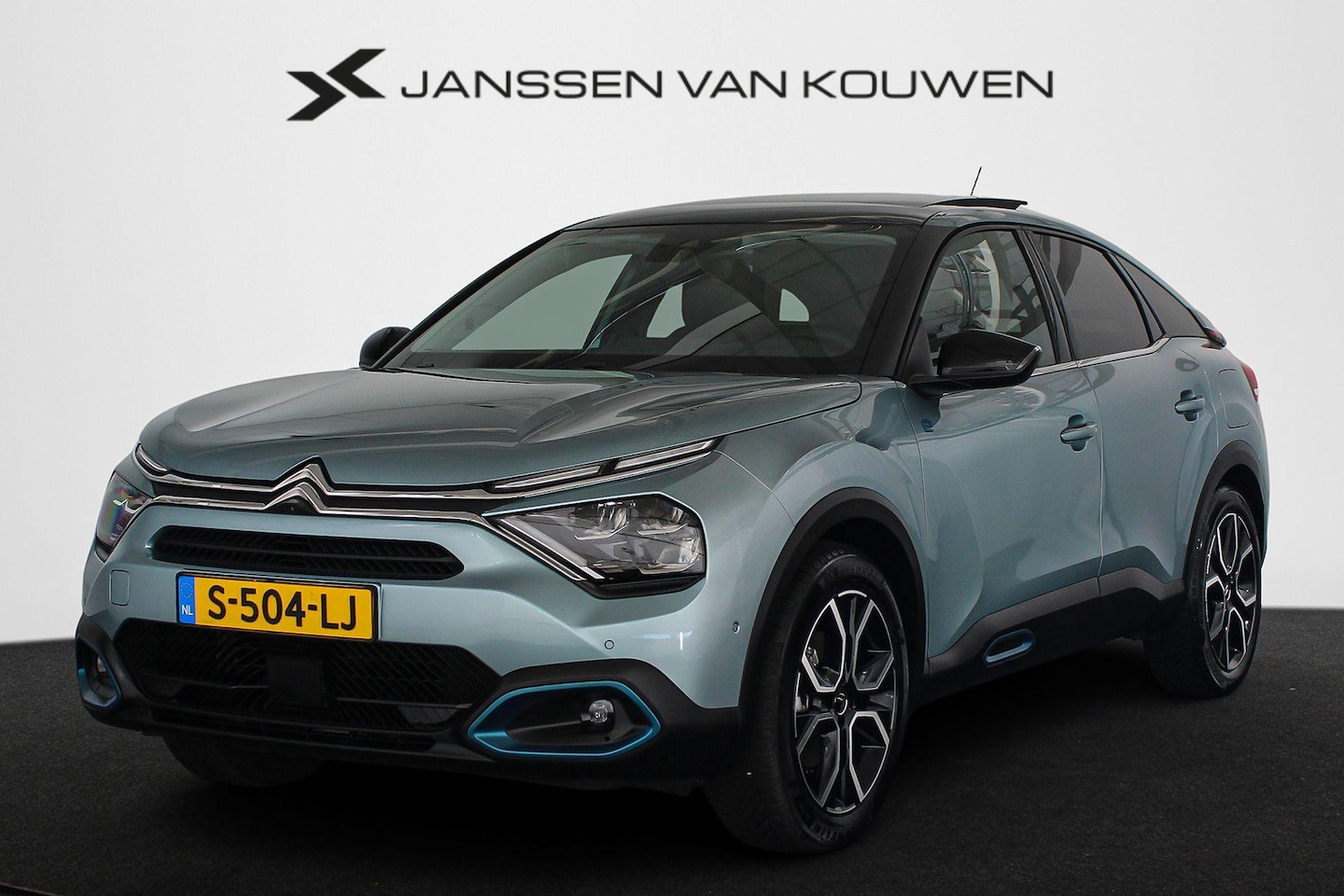 Citroën Ë-C4 - Shine 50 kWh Panoramadak Leder Stoelverwarming Massage Carplay SOH 100% - AutoWereld.nl