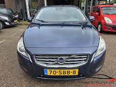 Volvo V60 - 1.6 T4F Momentum