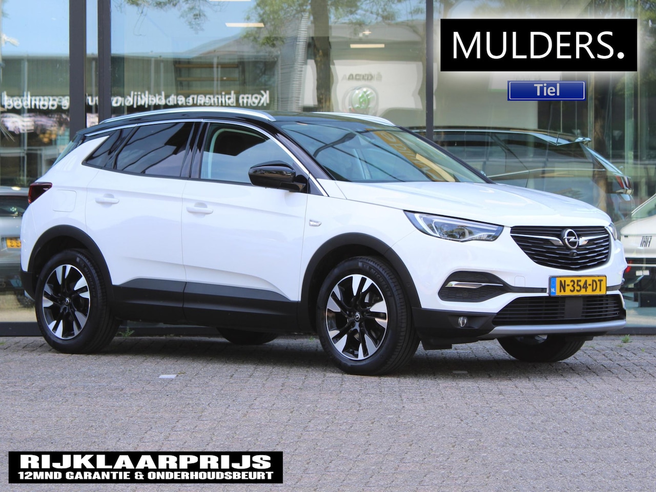 Opel Grandland X - 1.2 Turbo Innovation | Navi / Camera / Climate - AutoWereld.nl