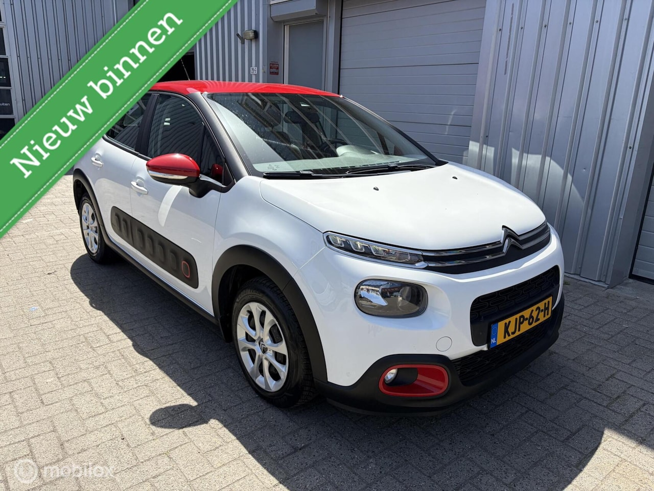 Citroën C3 - 1.2 S&S Shine/NW APK/CRUISE/CMRA/PDC/AUTM/CRPLY - AutoWereld.nl