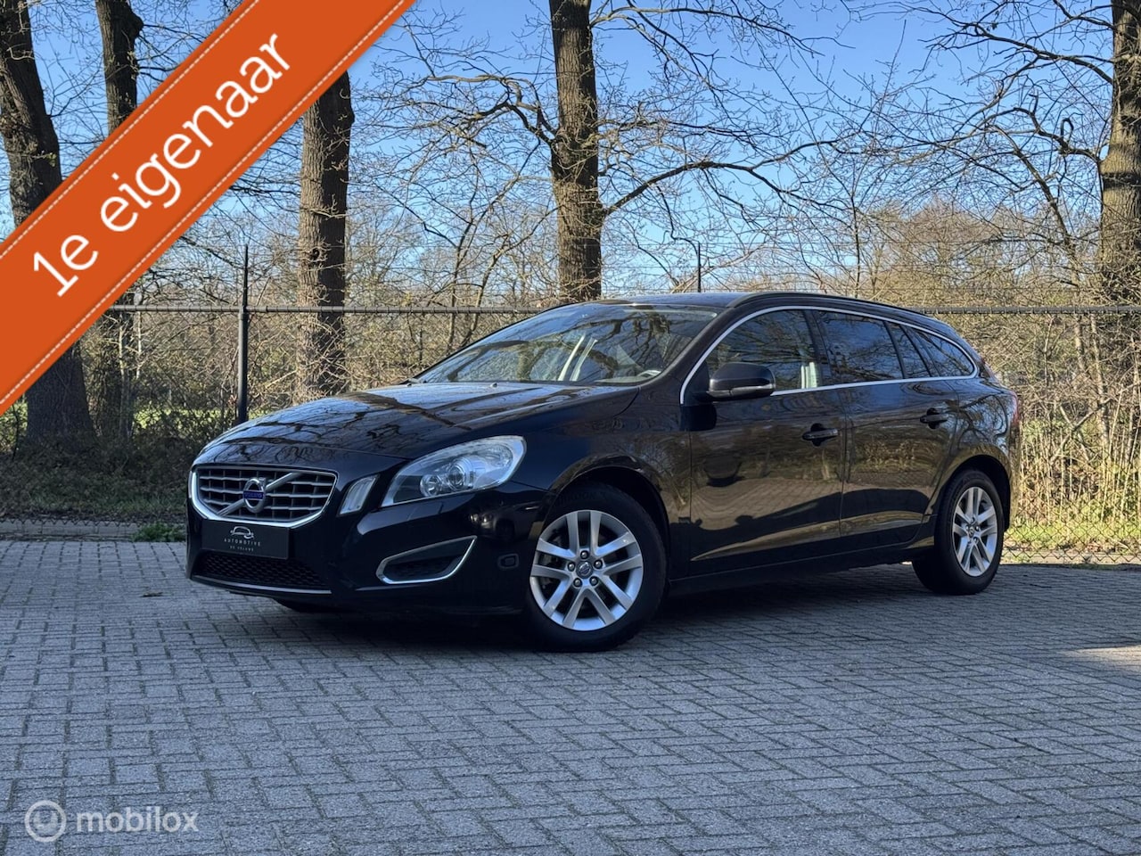 Volvo V60 - 1.6 T4FMomentu/182PK/NW APK/1E EIG/AIRC/CRUISE/PDC - AutoWereld.nl