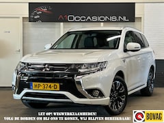 Mitsubishi Outlander - 2.0 PHEV instyle + LEDER + STOELVERWARMING