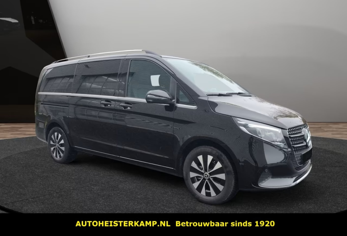 Mercedes-Benz V-klasse - 300d L2 Avantgarde 7 personen Distronic EL. Schuifdeuren Burmester 360 Camera Trekhaak - AutoWereld.nl