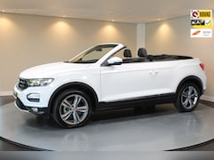 Volkswagen T-Roc Cabrio - 1.5 TSI Style *50.000Km* Dealer OH|Carplay|Camera|Stoelverw.|Adapt.Cruise|DAB|IQ-Drive|NAP