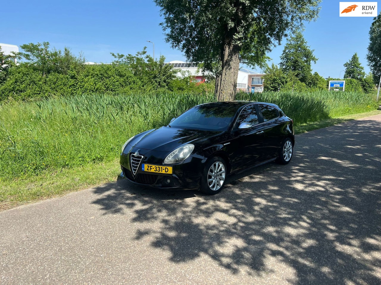 Alfa Romeo Giulietta - 1.4 T Distinctive 1e Eigenaar Airco Cruise Leder Bekleding Pdc Achter - AutoWereld.nl