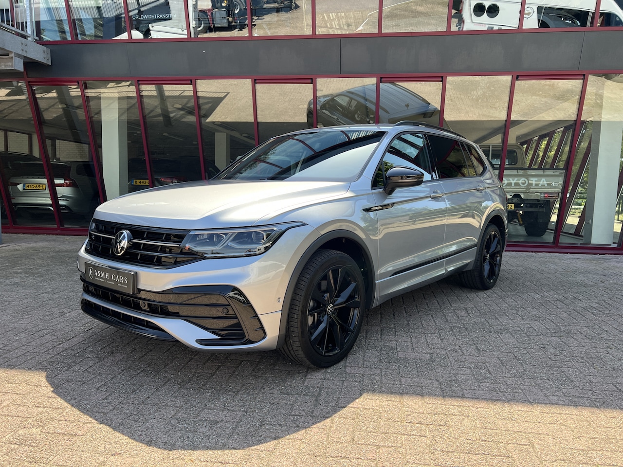 Volkswagen Tiguan Allspace - 2.0 TSI 4Motion Highline Business R | Nieuwstaat | IQ | ACC | Stoel/Stuurverw. | Camera | - AutoWereld.nl