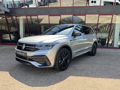 Volkswagen Tiguan Allspace - 2.0 TSI 4Motion Highline Business R | Nieuwstaat | IQ | ACC | Stoel/Stuurverw. | Camera |