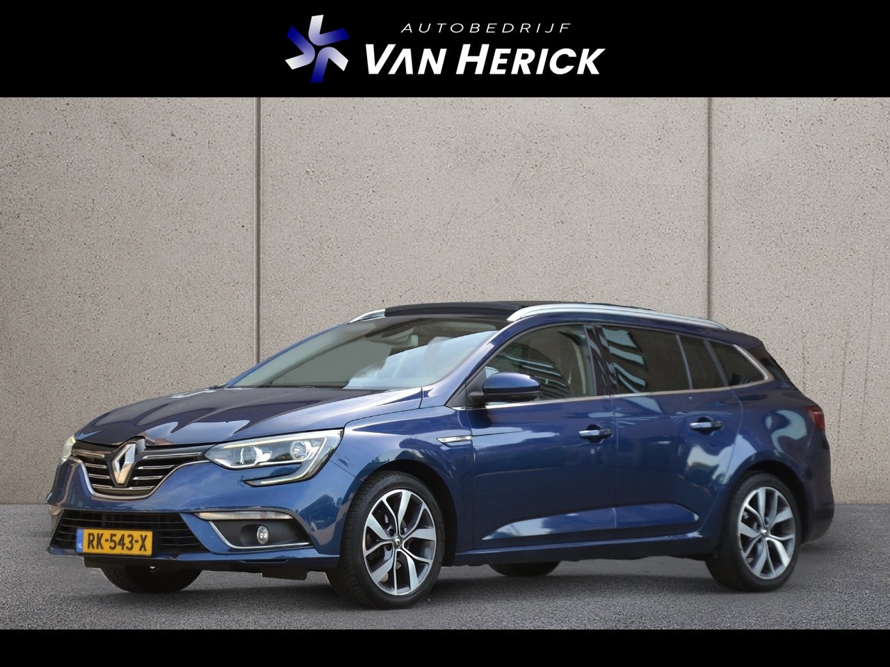 Renault Mégane Estate - 1.2 TCe Bose 131PK | Navigatie | Schuif/Kanteldak | Climate Control - AutoWereld.nl