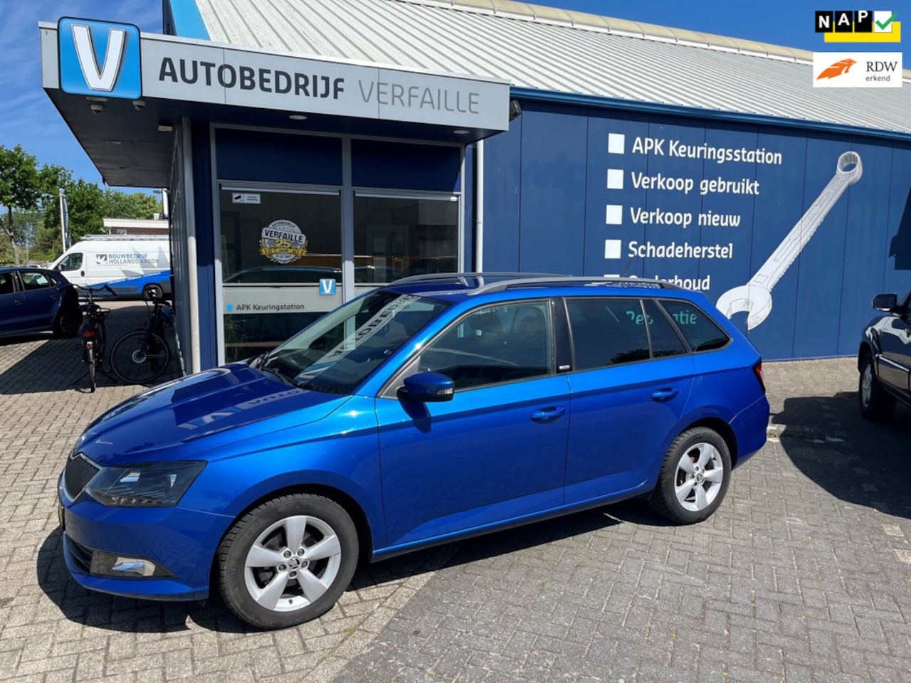 Skoda Fabia Combi - 1.2 TSI JOY - Airco, cruise control, trekhaak en 4season banden - AutoWereld.nl