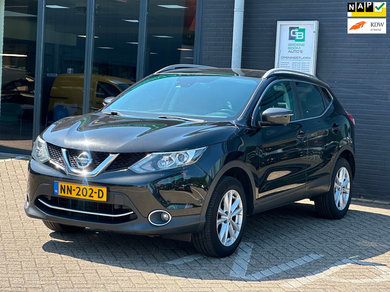Nissan Qashqai - 1.5 dCi Business Edition/PANO_DAK/CAMERA/NAVI/NAP!! - AutoWereld.nl